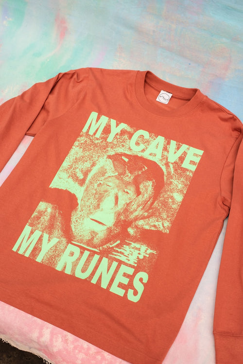 Grotte-God Long Sleeve Tee Clay