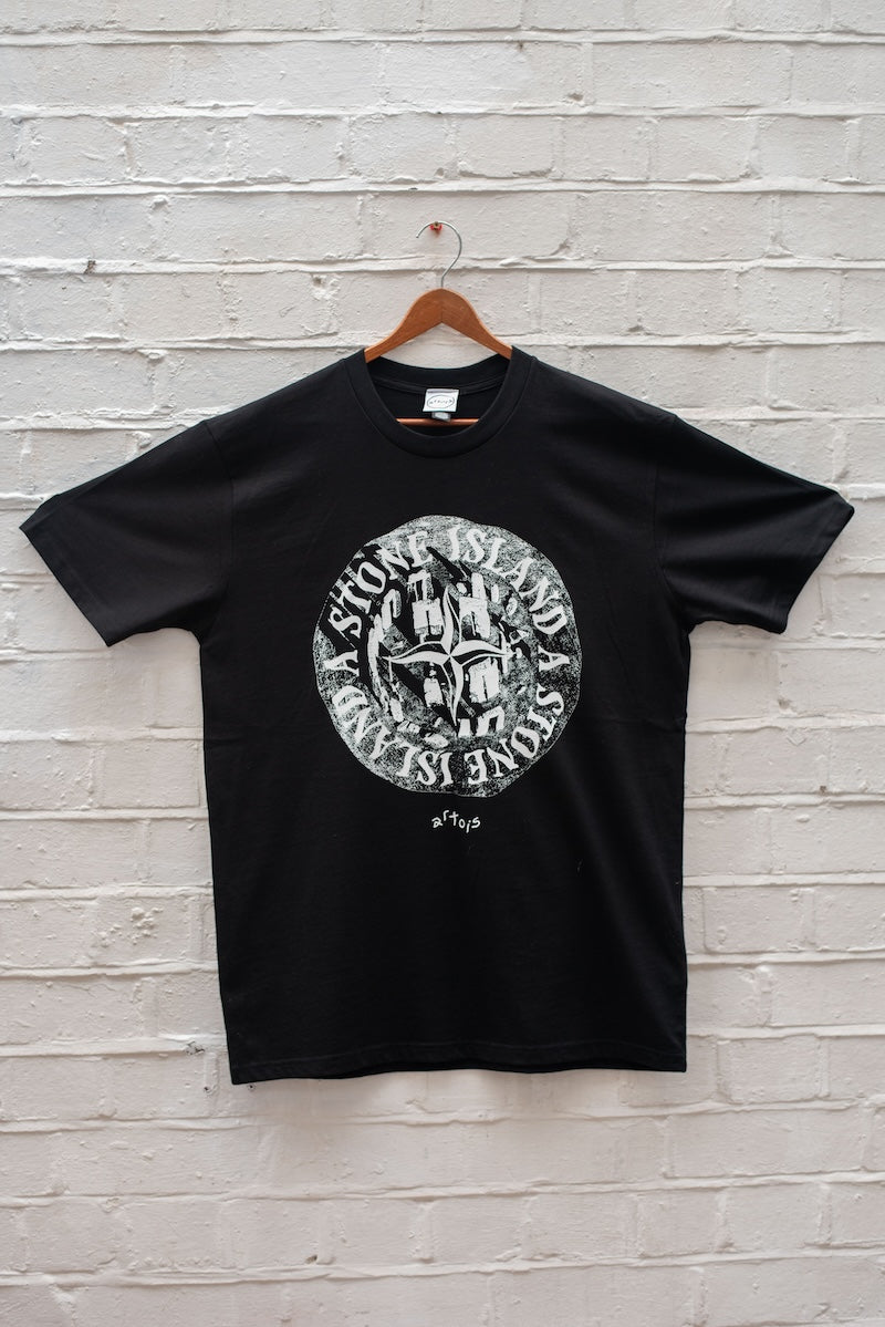 Moon Stone Circle Tee Black