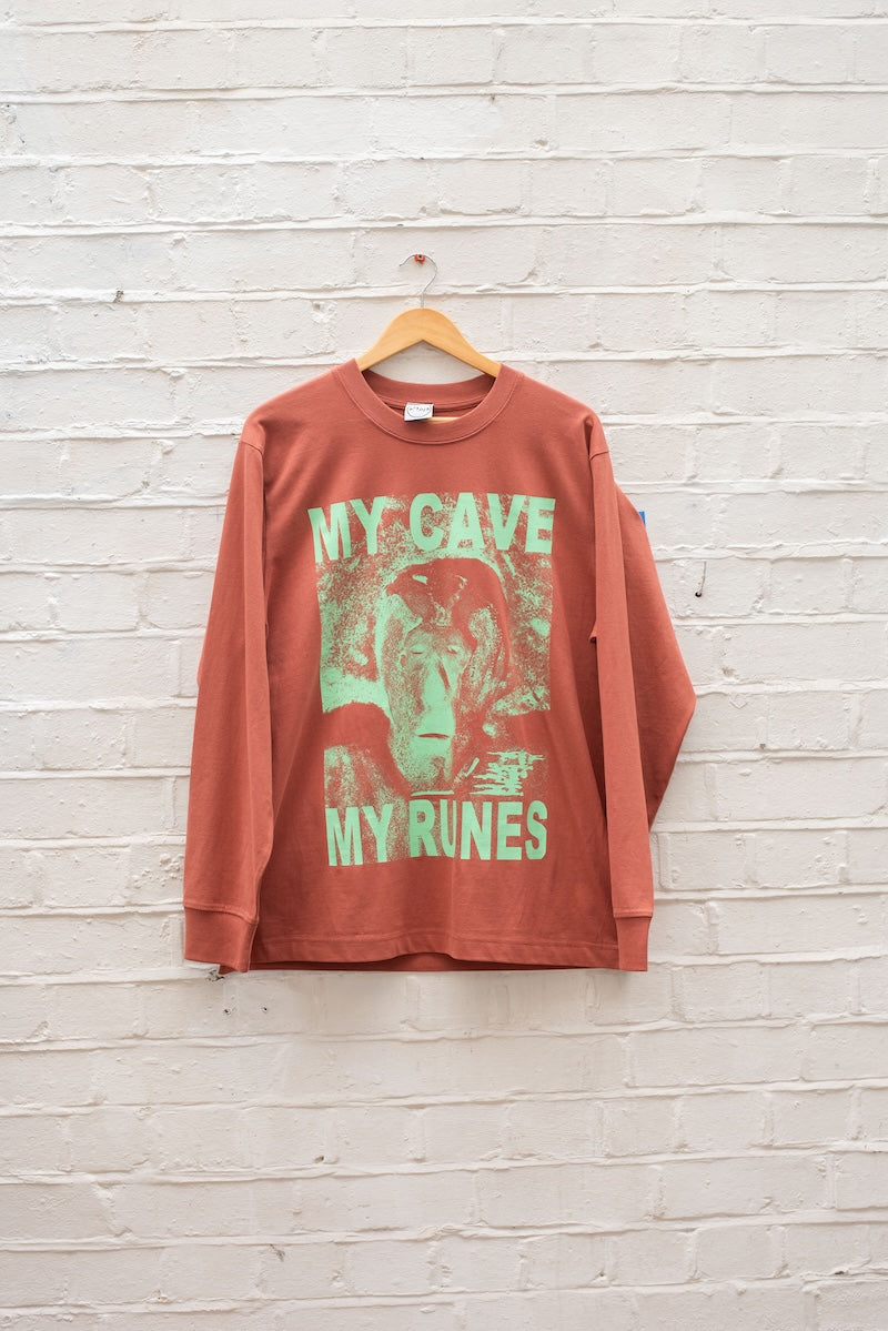 Grotte-God Long Sleeve Tee Clay